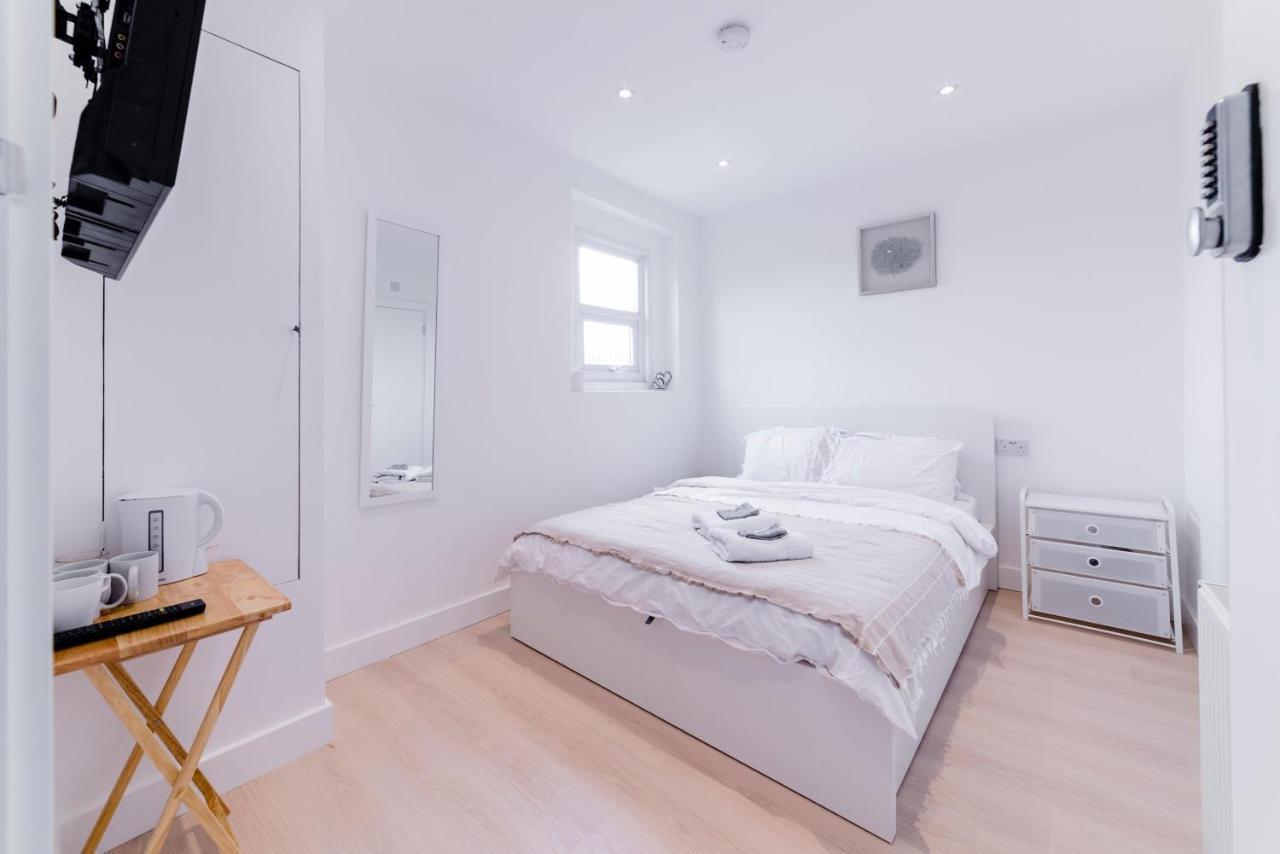 Quiet Cosy Rooms Harrow Esterno foto